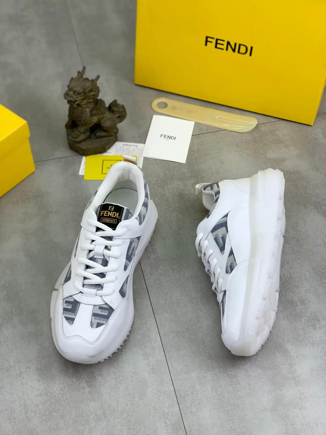 ​Men's shoes 💰P460 💰[New style] little monster 🆘 New FENDI (Fendi) new style 🕶️🕶️Simple routing effect, showing an elegant and cool driving shoe 🎬Using imported calfskin + first-layer pigskin lining🐂Excellent material🎬Detailed workmanship 🤗Comfortable foot feel➰➰. ​Pair it with any outfit to show your taste and temperament, low-key luxury ♻️Design ​simple and elegant ​noble and fashionable 🍃​Very loved and favored by trendy men 💓❤️size: 38-44 2️⃣colors available